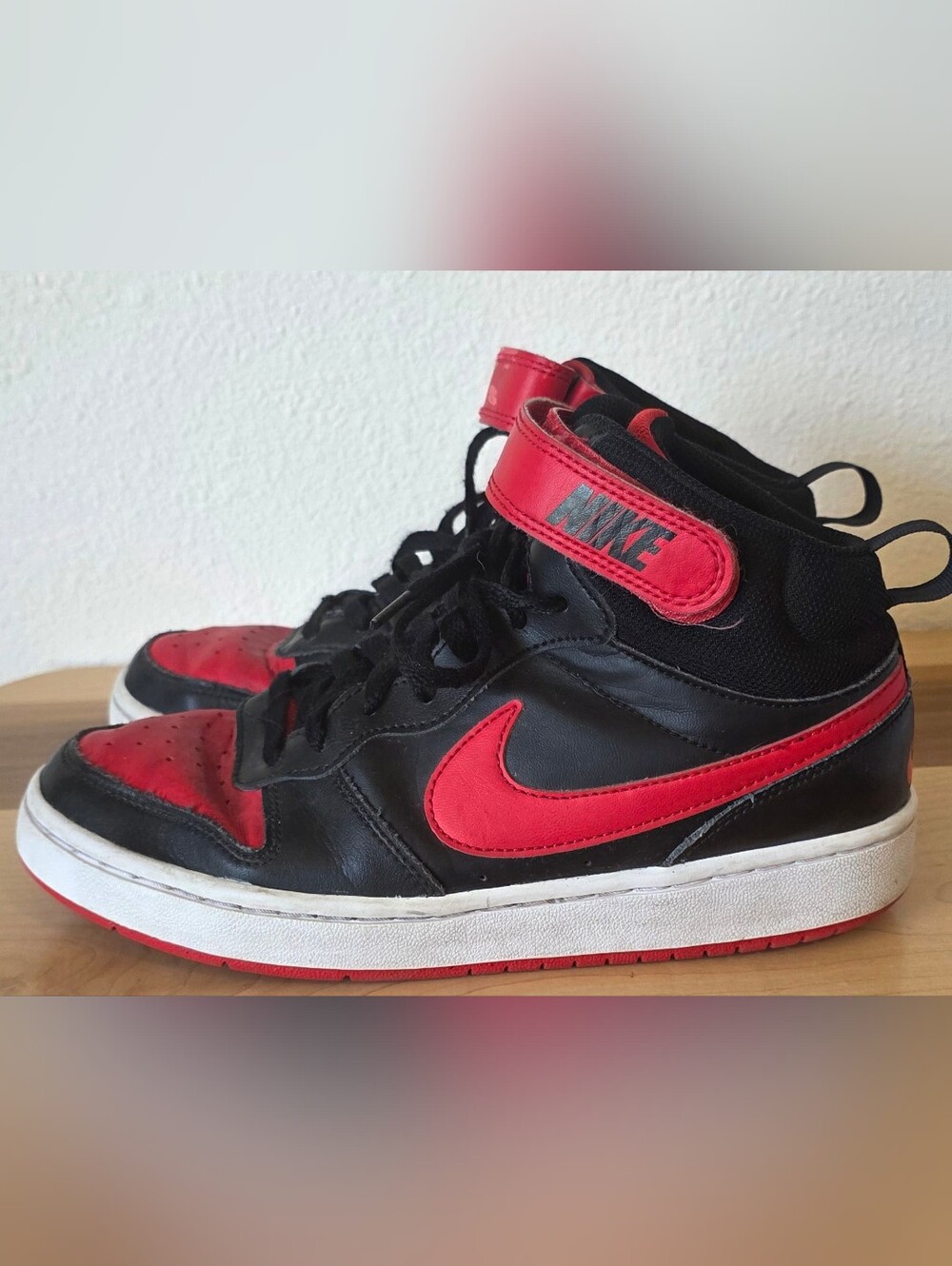 Nike Kids' High-Top Sneakers in Black and Red
